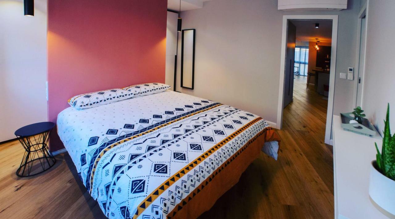 ולנסיה Hexagonal Design Apartment מראה חיצוני תמונה